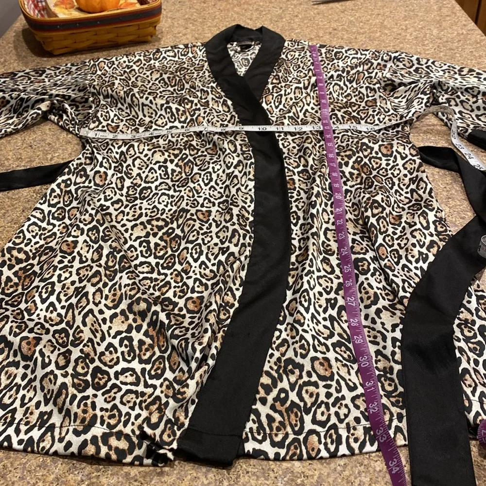 Victoria’s Secret Animal Print Robe Black,Brown,Off White /Cream XS/S/TP/P FLAWS